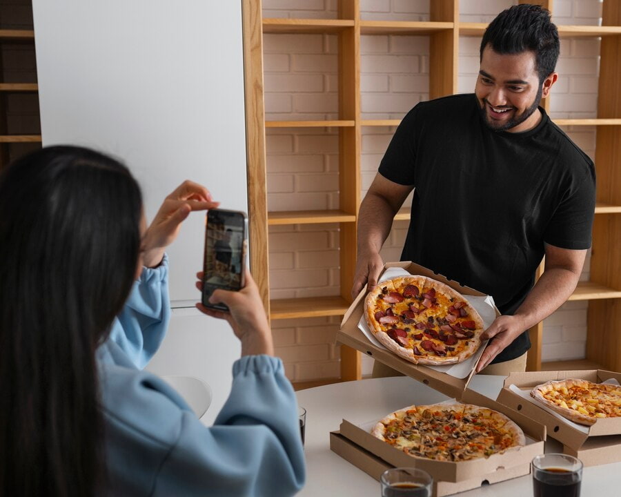 Experience the Joy of Mobile Pizza Catering for Your Corporate Events in London