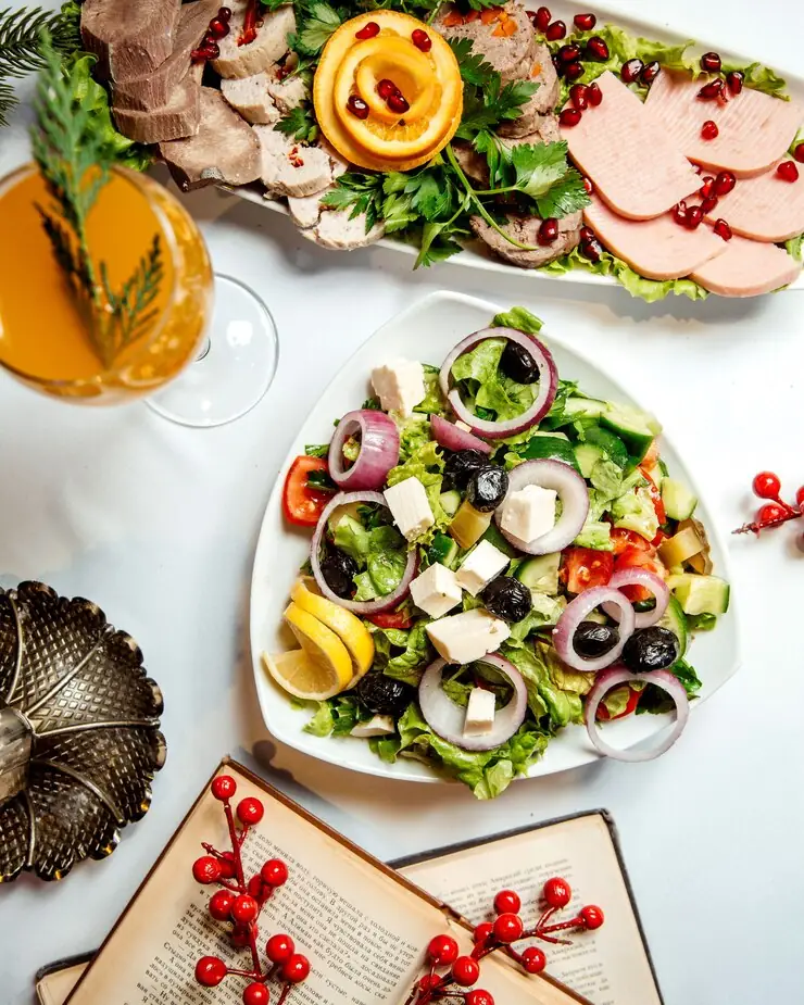 Salad Niçoise and Fruit Tartlets.
