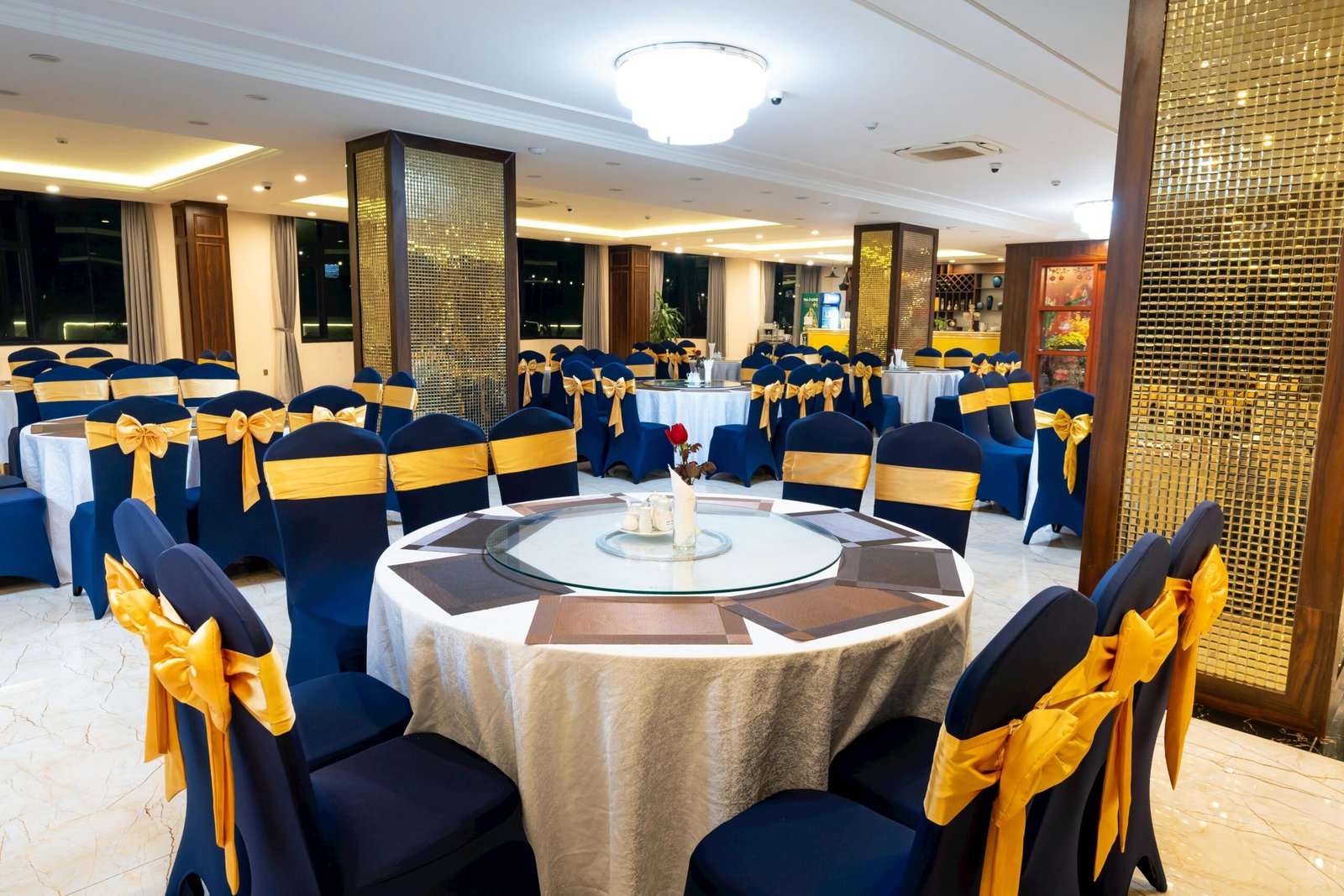 Catering Services in Lincoln 2. Catering at Iconic Lincoln Venues
