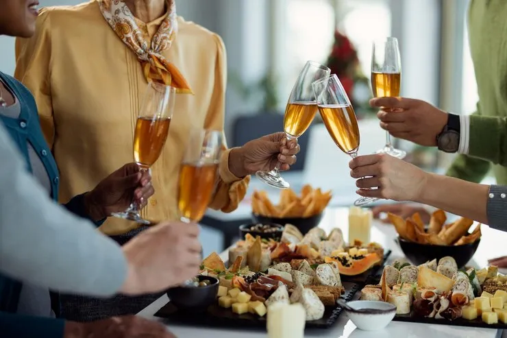 Corporate Catering Services in Sacramento, California 4. Corporate Cocktail Parties & Hors d’Oeuvres