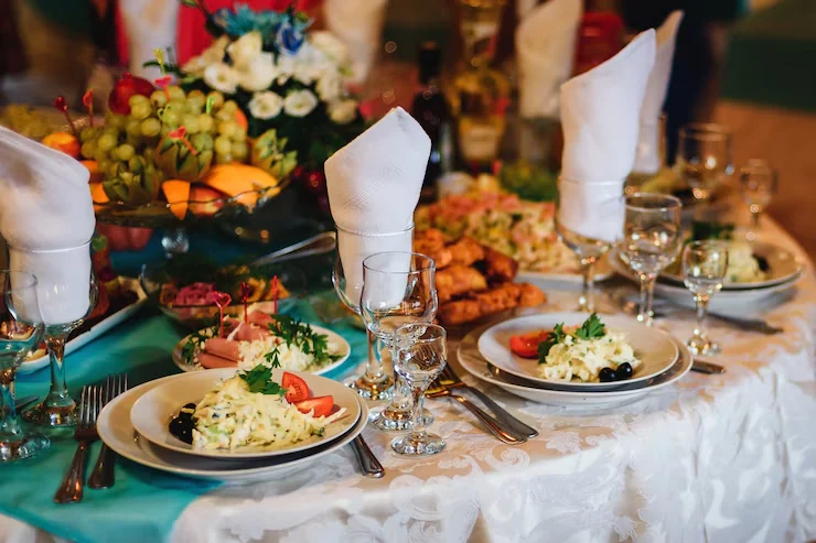 Why Firms Choose Our Catering Structure
