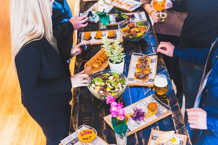Catering Revenue Statistics by Sector in the UK (2025) Catering Revenue Statistics by Sector in the UK (2025)