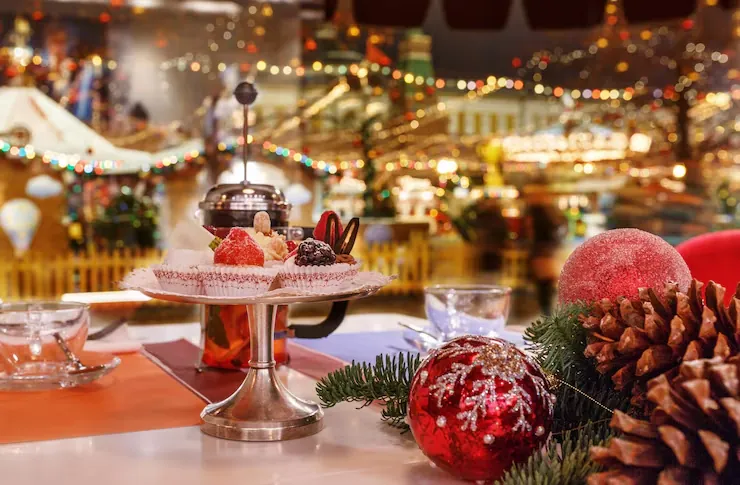 Expert Christmas Drinks Reception And Canapé Services Offering Festive Menus For Offices