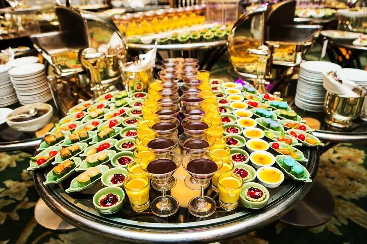 Expert Contemporary Festive Buffet Services Offering Stylish Seasonal Menus For Events