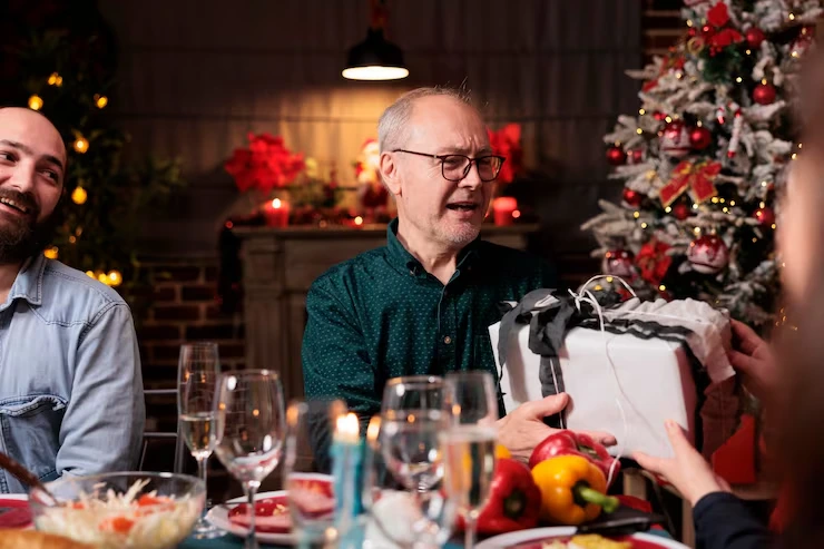 Expert Plated Corporate Christmas Dinner Services Offering Festive Multi-Course Meals for Events
