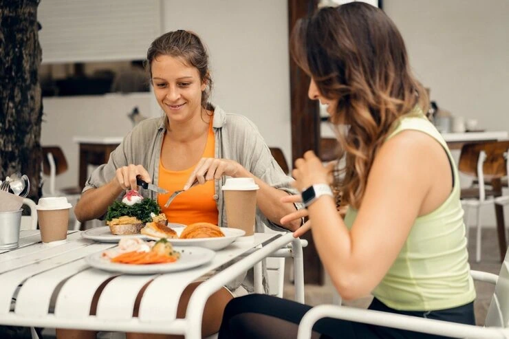 Ongoing corporate catering partnership for Chicago companies with consistent office meal delivery