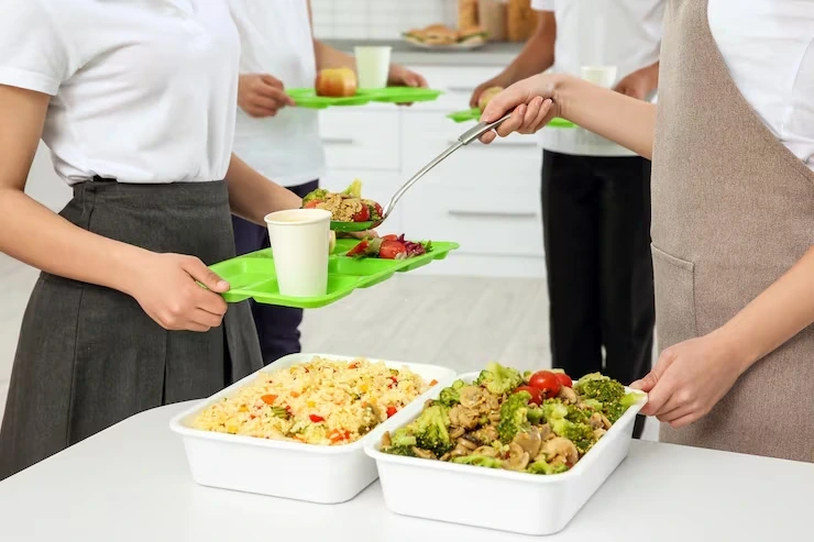 Production and studio catering services in Los Angeles with on-set food service for cast and crew