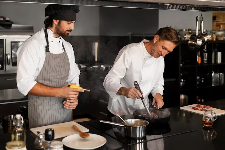 Why Choose Our Catering Team For Live Dinning