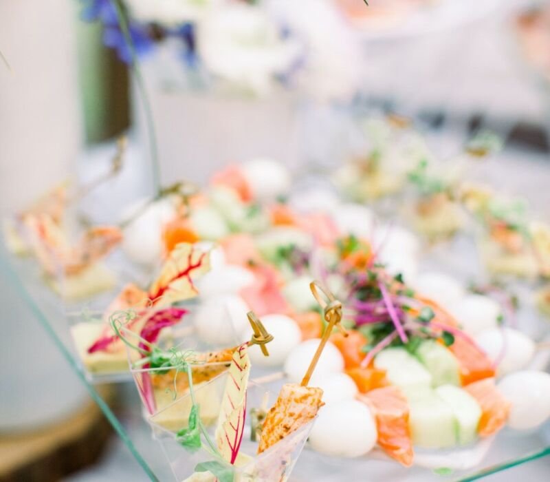 Wedding Crockery Hire London Cost Effective Hire record-vinyl-cassette-players-bluetooth-record-player-record